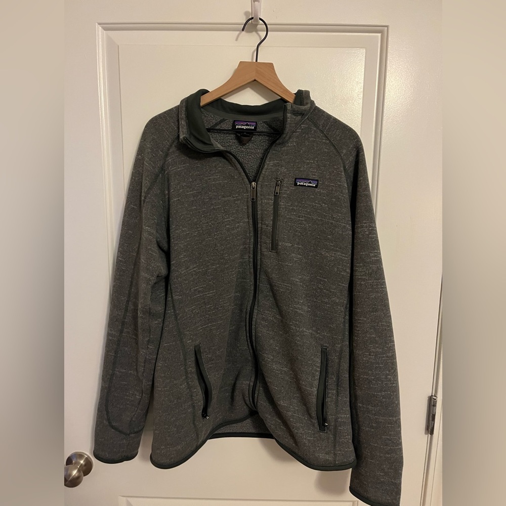 Patagonia - Men’s Size XL Jacket - Gray